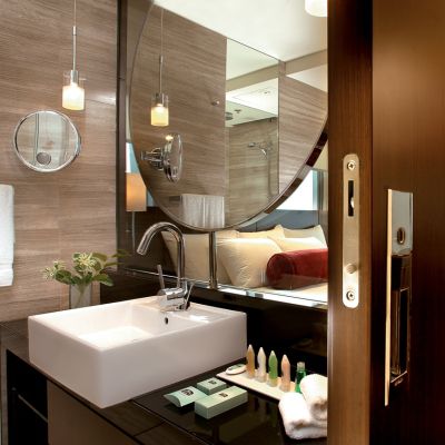 Khách sạn Courtyard By Marriott Hong Kong