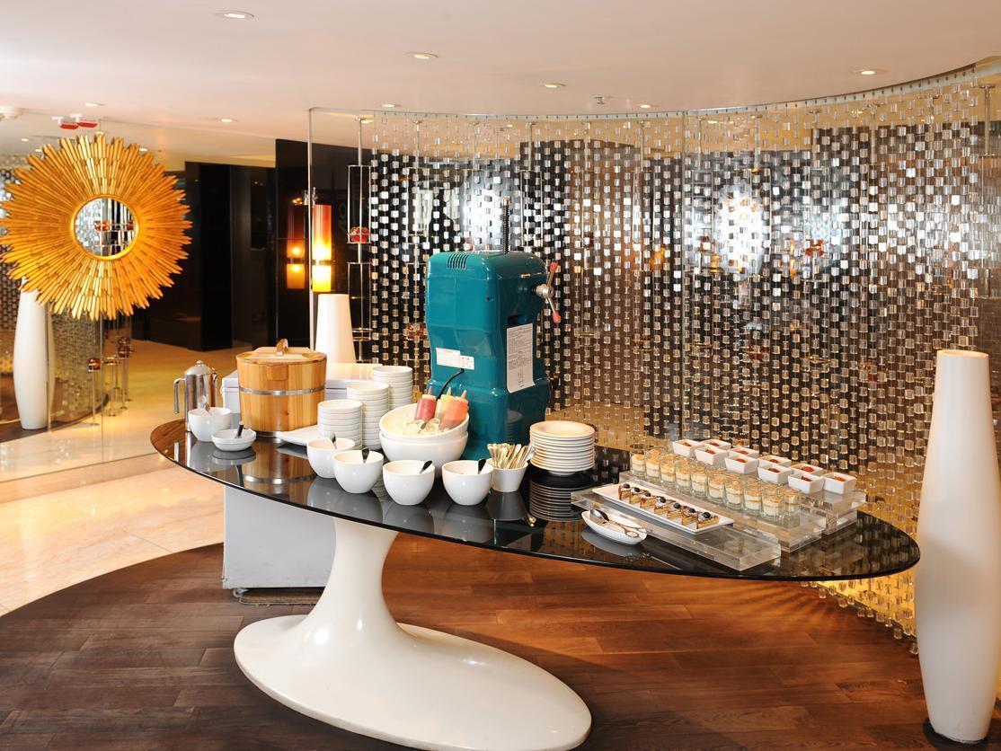 Courtyard By Marriott Khách sạn